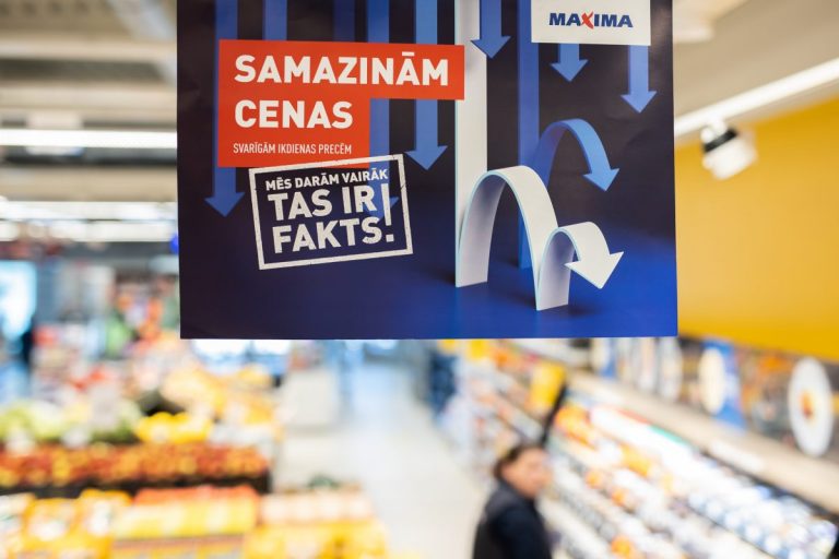 Опрос: 11% жителей начали делать покупки в магазинах с более низкими ценами