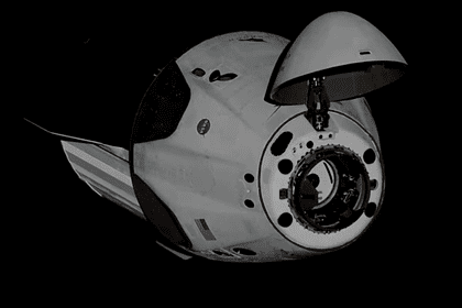 ВИДЕО: Crew Dragon пристыковался к МКС