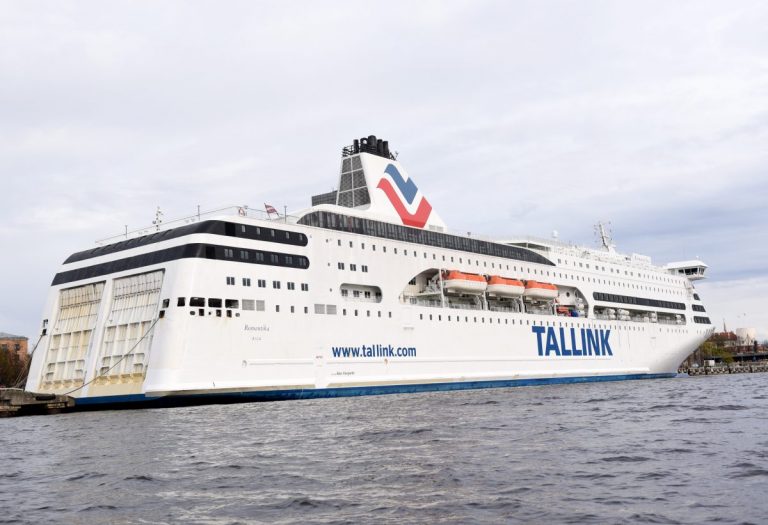 Tallink хочет возобновить рейсы из Риги в Стокгольм. Но рейсов будет меньше