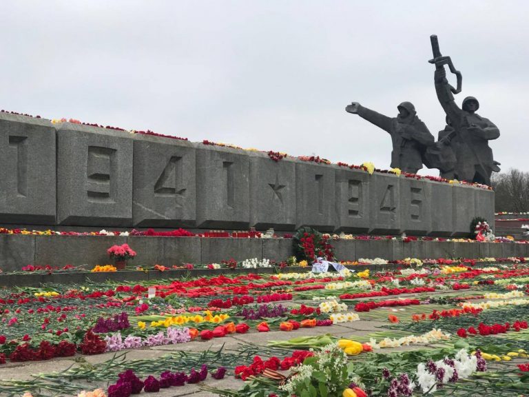 ВИДЕОТРАНСЛЯЦИЯ: 9мая.lv приглашает на онлайн-концерт, посвященный 75 годовщине Победы