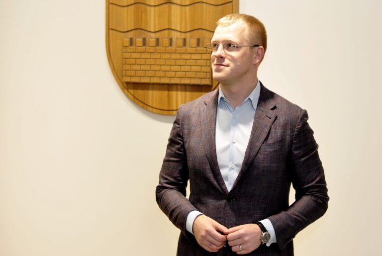 Элксниньша сместили с должности мэра Даугавпилса