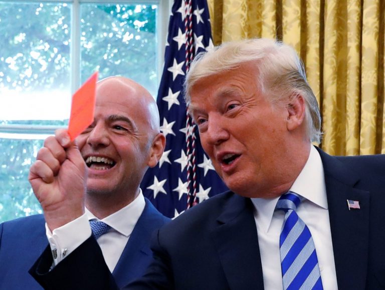 Трамп не будет больше смотреть матчи США по футболу: ему не нравится протест игроков