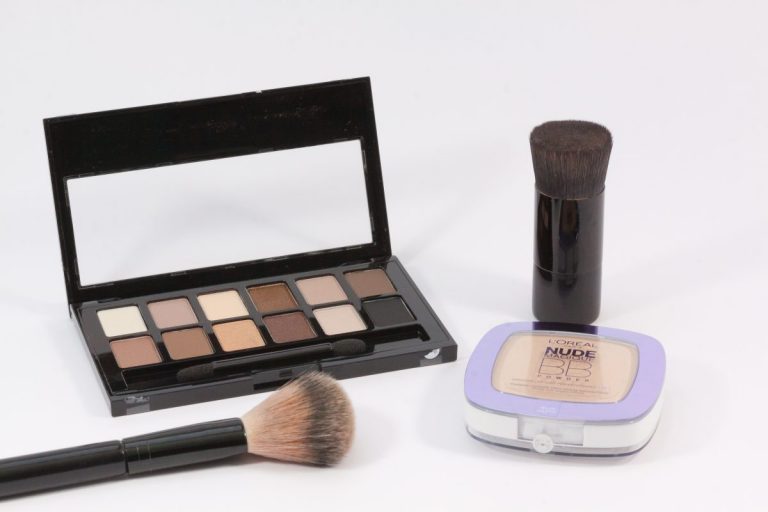 Из линейки кремов L’Oreal иcчезнут названия «белый», «светлый» и «осветляющий»