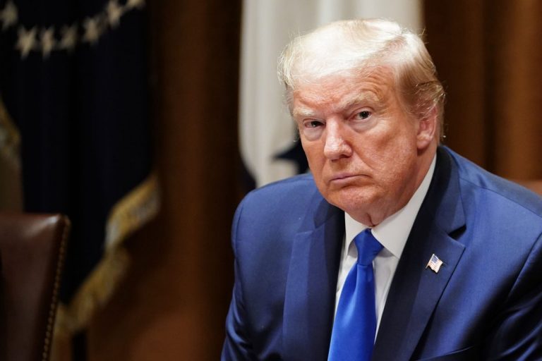 Twitter удалил запись с речью Дональда Трампа о Джордже Флойде