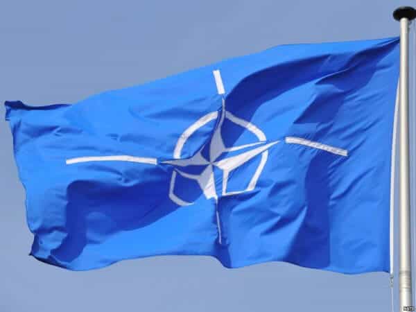 НАТО готовит ресурсы к возможной второй волне пандемии COVID-19