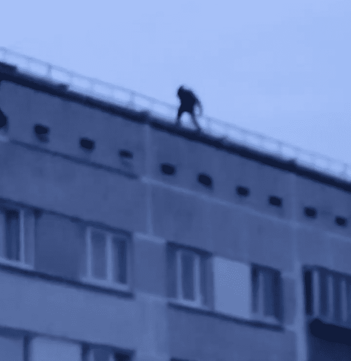 ХРОНИКИ COVID-19: со снятием ЧС вирус не уйдет, первая страна выходит из карантина, опасные игры детей, провал в Елгаве, огромный град и жара