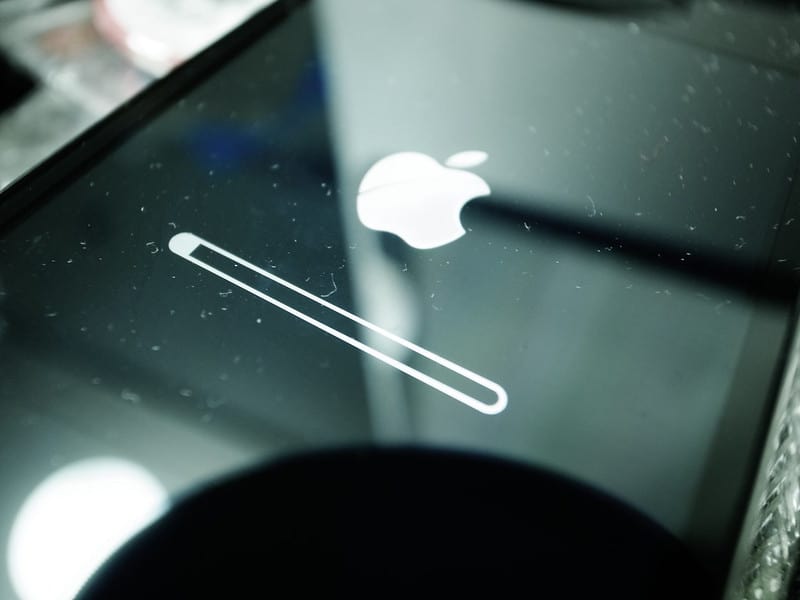 Apple запускает бесплатные курсы программирования для учителей