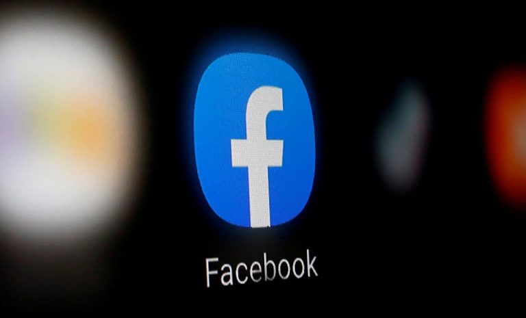 Пользователь Facebook в прямом эфире совершил самоубийство