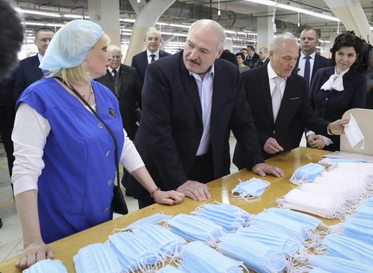 «Выстояла»: Лукашенко рассказал о победе Беларуси над COVID-19