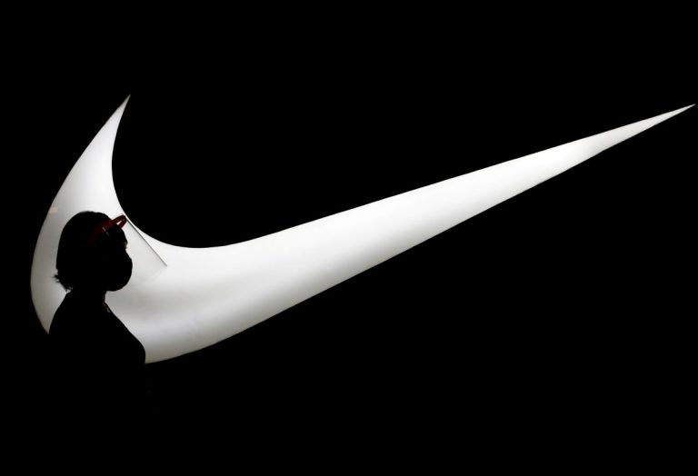 От Apple и Nike требуют «разорвать связи» с Китаем из-за рабского труда