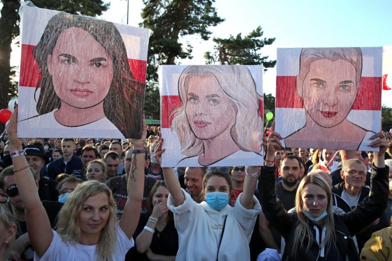 Феминистка объяснила, в чем «альфа-самец и мачо» Лукашенко уступает конкуренткам