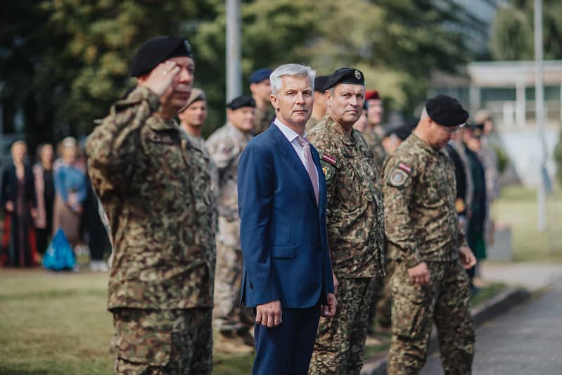 Пабрикс: Латвия готова принять американские военные подразделения, но для этого нужно время 