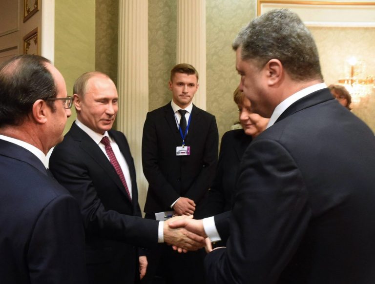Опубликован тайный разговор Порошенко и Путина, в соцсетях сомневаются в его подлинности (ВИДЕО)