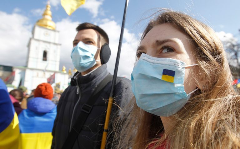 На Украине прогнозируют 4 тысячи смертей от COVID-19