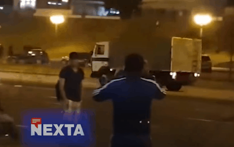 Белорусский политолог: протестующих не сбивали – толпа сама напала на автозак