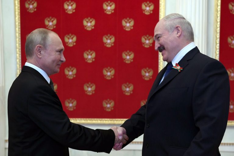 Лукашенко: Путин окажет помощь в обеспечении безопасности Беларуси