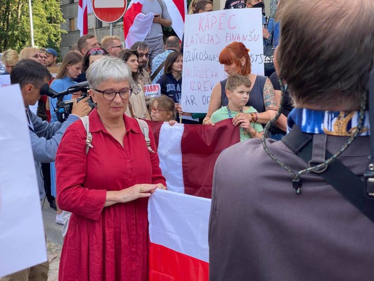 Политолог: Латвии выгодна демократическая Беларусь