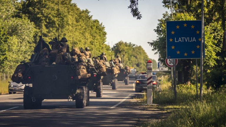 Новая концепция гособороны: в Латвии нужно усилить присутствие военных, главный союзник — США