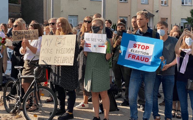 Политолог: белорусский язык загнан в узкое гетто в республике
