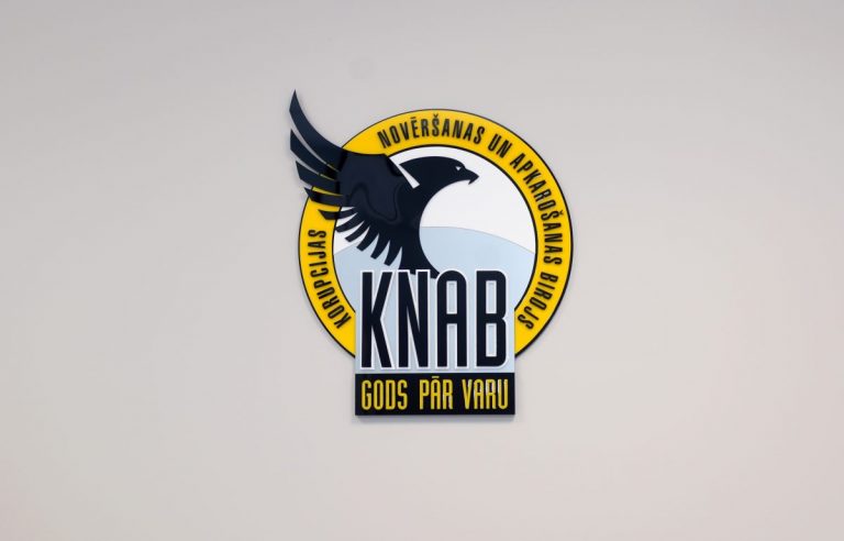 KNAB оценит политическую рекламу, опубликованную в газете в день выборов