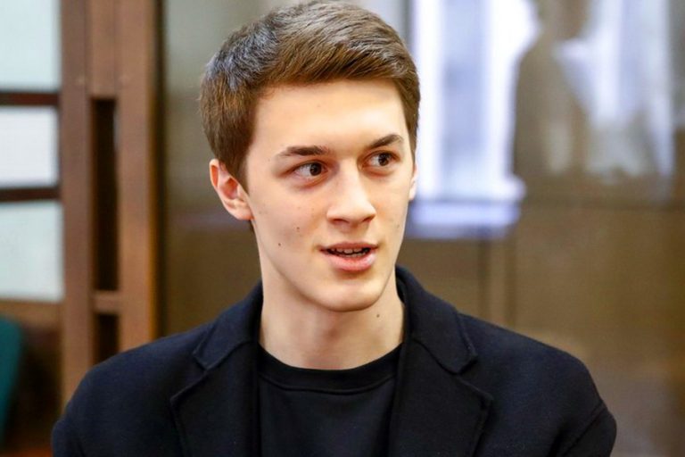 Оппозиционера Егора Жукова выгнали из вуза через полтора часа после зачисления