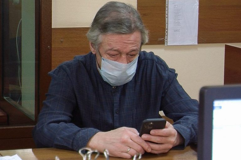 Ефремов «с трудом» узнал себя на видео после ДТП