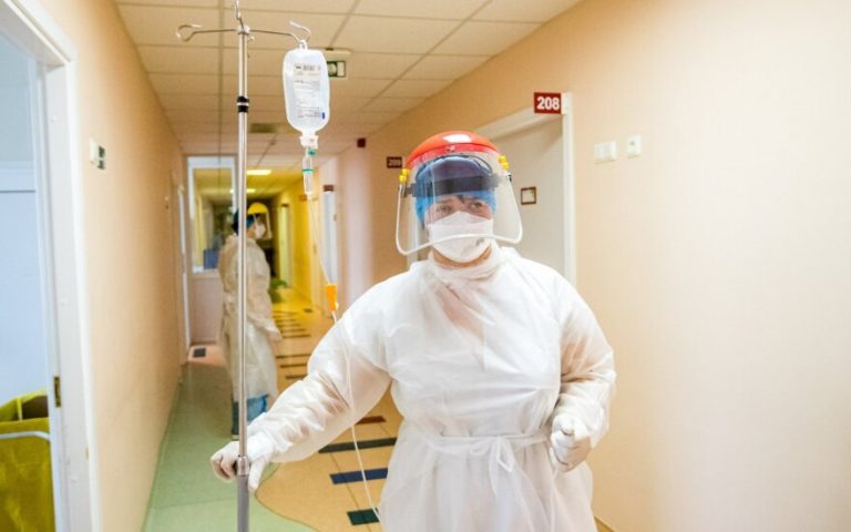 Ситуация с COVID-19 у соседей: одна смерть и 39 заболевших в Литве, 21 случай в Эстонии