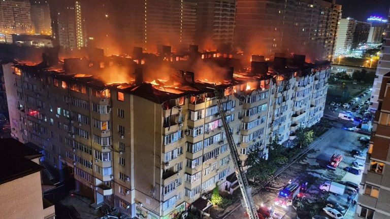 Последствия крупного пожара в Краснодаре показали на видео