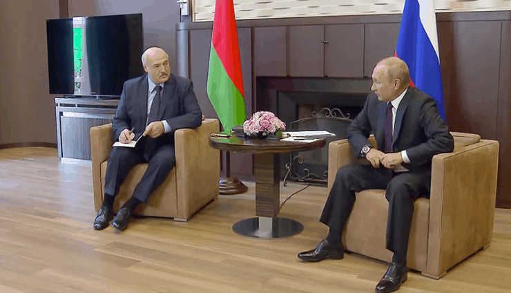 Политолог: внешняя политика России – это комплексы Владимира Путина