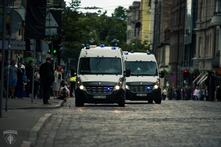 Госполиция: приехавших из Литвы и Эстонии людей специально проверять не будем
