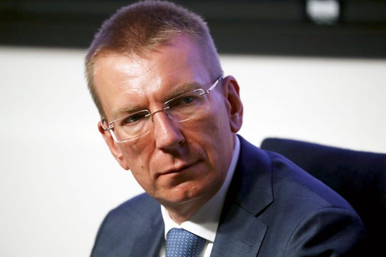 Ринкевич возложил ответственность за отравление Навального на российские власти