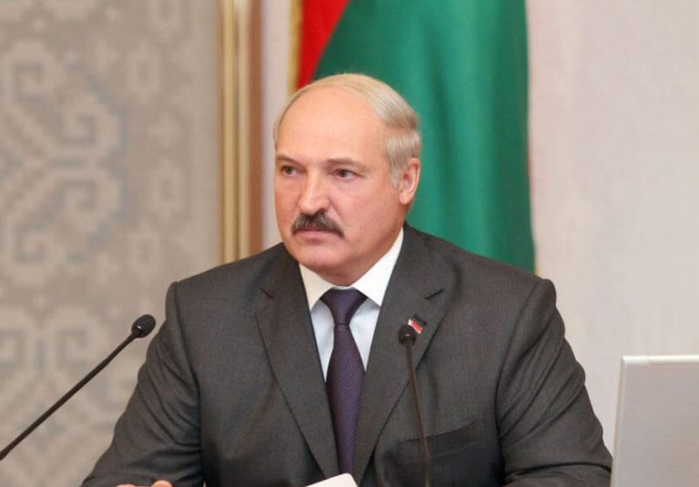 «Это внутреннее дело нашей страны»: Лукашенко рассказал о своей тайной инаугурации (ВИДЕО)