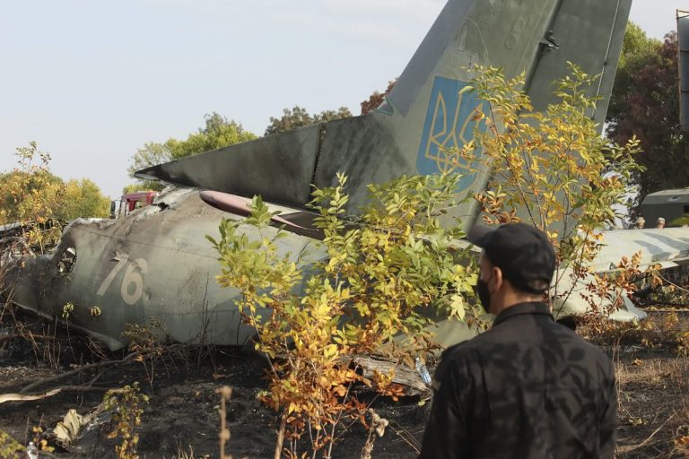 Один из двух выживших при крушении Ан-26 под Харьковом скончался