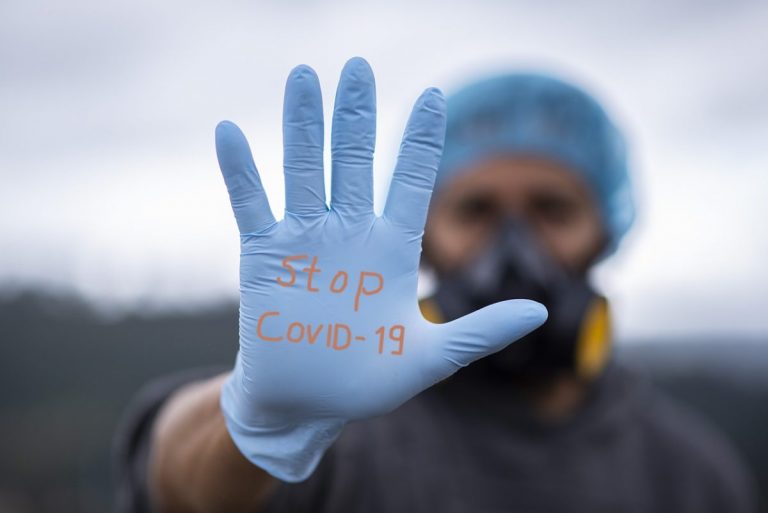 В Латвии за сутки выявлено 22 случая COVID-19