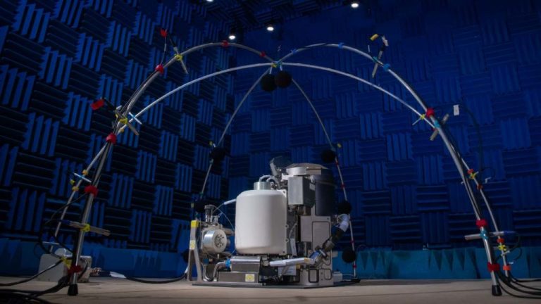 Космический туалет за 23 млн долларов: NASA показало новую разработку