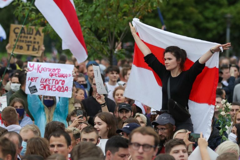 Бегут от режима: 10 белорусских компаний хотят перенести свою деятельность в Латвию