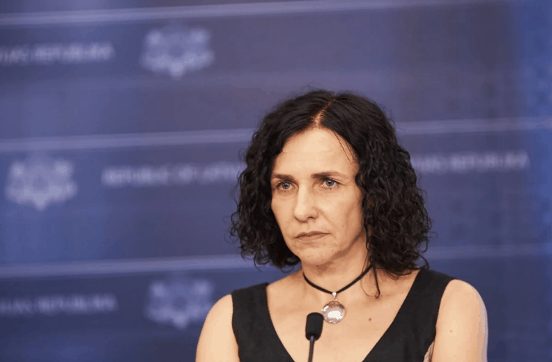 Шуплинска: старшеклассники могут провести на удаленке неделю. Потом посмотрим