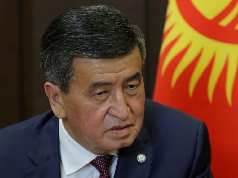 Президент Кыргызстана подал в отставку