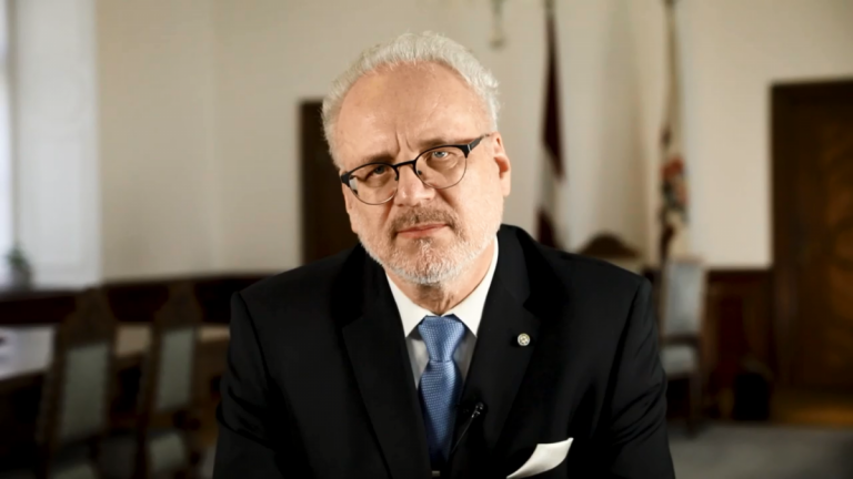 ВИДЕО: Левитс призвал молодежь говорить и думать по-латышски