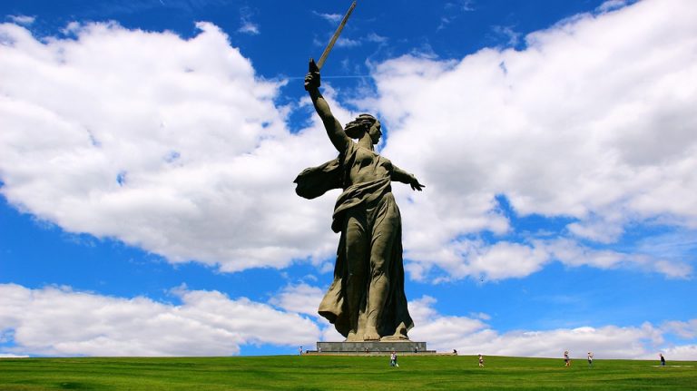 СМИ: террористы собирались взорвать «Родину-мать» в Волгограде