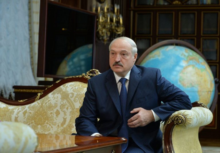 Экс-глава парламента Беларуси: Лукашенко ведет себя как Гитлер, а я стал рьяным «натовецем»