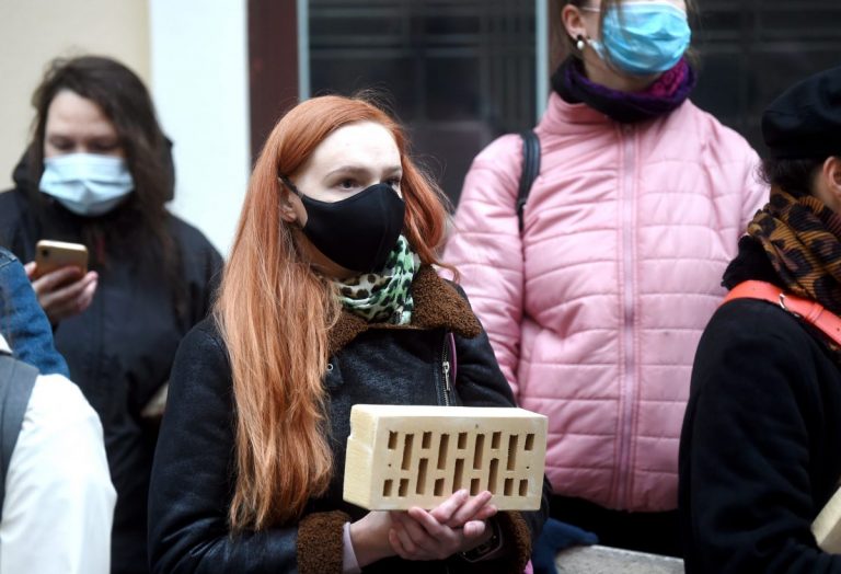 Скульптор: Каждый человек по-своему участвует в политике, художники – не исключение