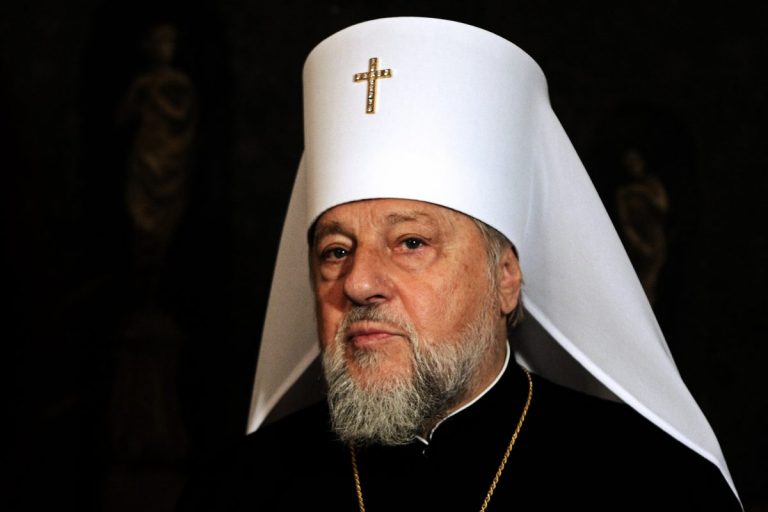 Митрополит Александр призвал усилить молитвы для защиты от коронавируса