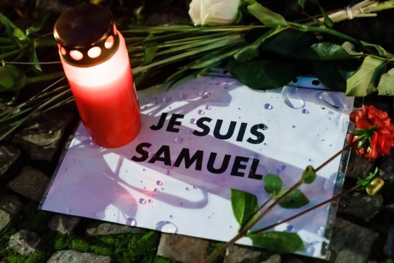 Убитого во Франции преподавателя посмертно наградят орденом Почетного легиона