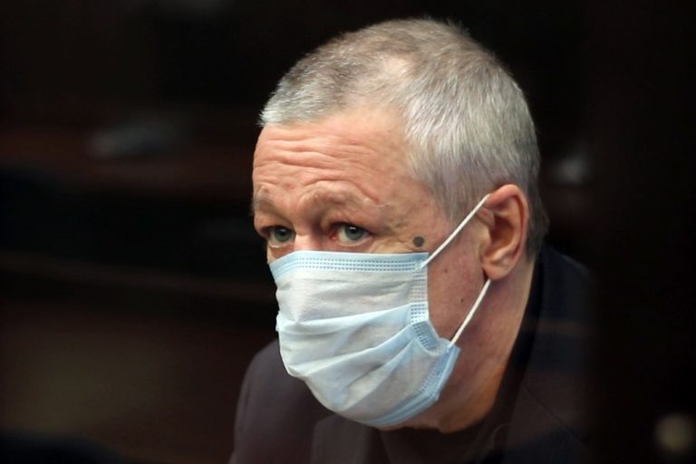 Ефремову смягчили наказание за смертельное ДТП