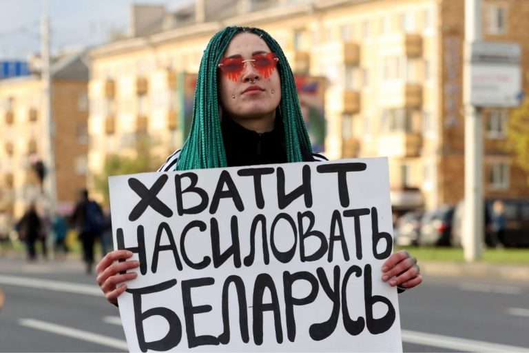 Пресс-секретарь Тихановской заявила, что в Минск свозят уголовников для провокаций во время протеста