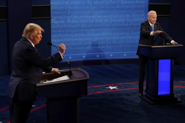 Налоги, расизм, вирус: как прошли последние перед выборами дебаты Трампа и Байдена (ВИДЕО)