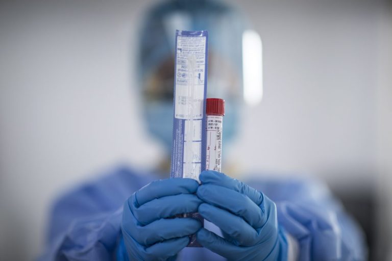 Без направления тест на COVID-19 будет стоить 38-53 евро