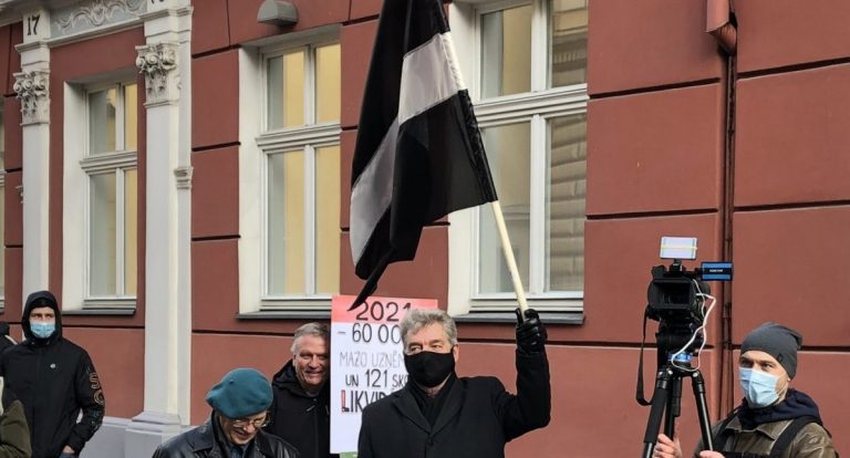 КОРОТКО О ГЛАВНОМ: вновь антирекорд COVID, «сосисочный» пикет, Домбрава беспокоится за Россию, Турция начала «крестовый поход»
