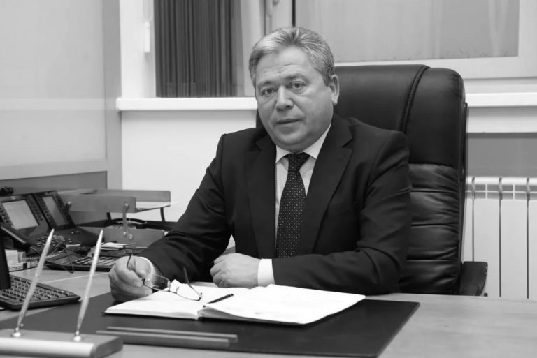В России умер болевший COVID-19 мэр Уфы